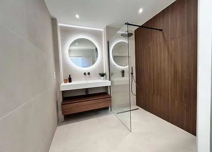 Apartament Prestige - 4 Pers Neuf Vue - Hyper Centre *